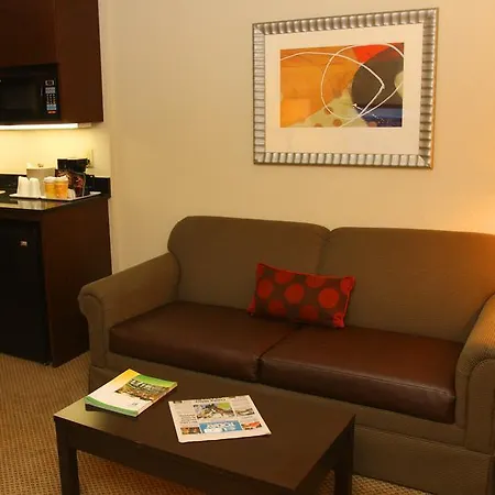 Sawgrass Grand Hotel And Suites Sports Complex-3