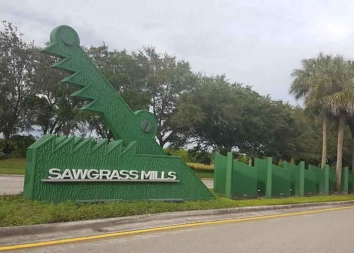 Cheap hotels Sawgrass